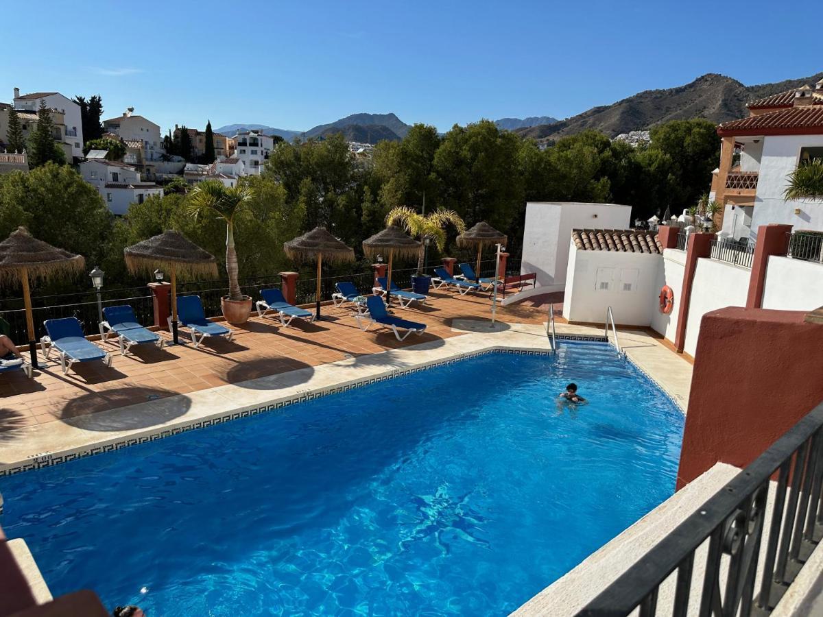 Spacious Family Villa Aljamar 8A Nerja Dış mekan fotoğraf
